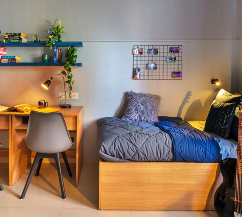 Gurgaon Bachelor Accomodation